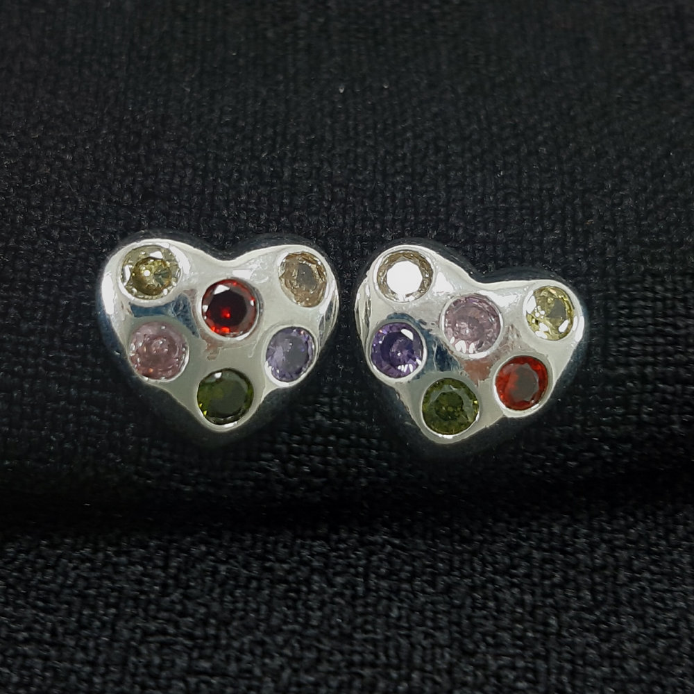 Brinco coração liso colorido