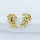 Brinco ramo de folha cravejada