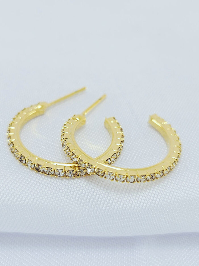 Argola fio cravejado