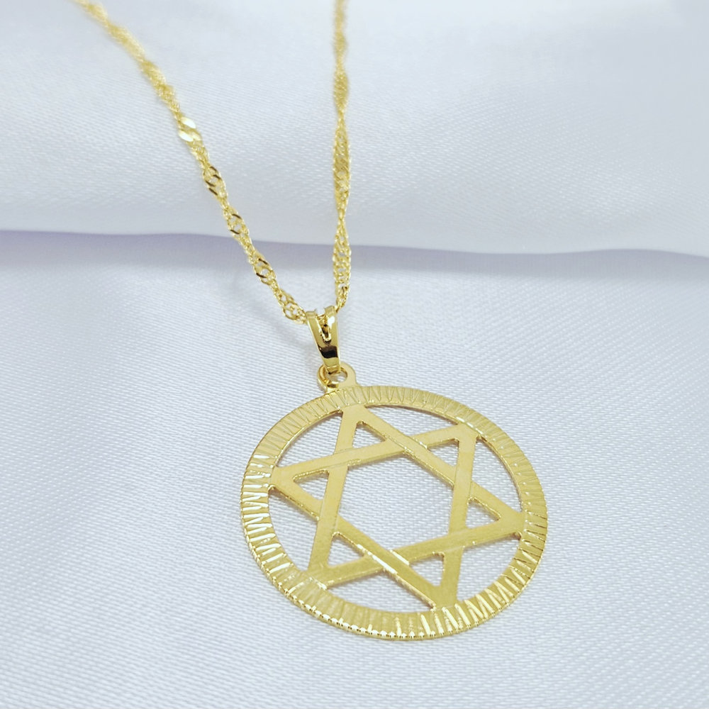 Gargantilha medalha estrela de Davi