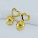 Brinco base coração vazado pêndulo bola dourada