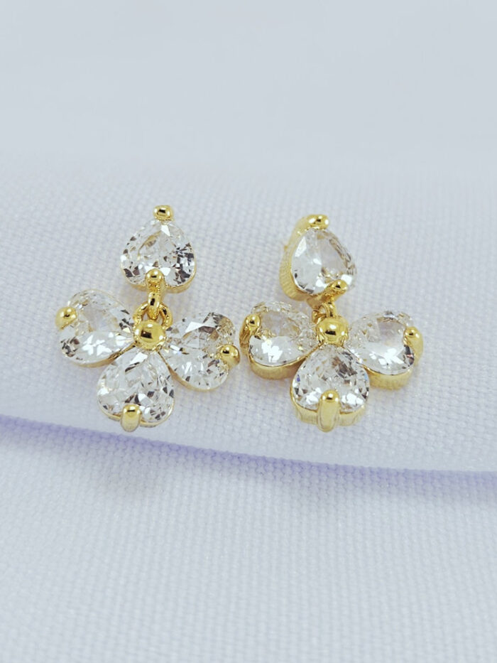 Brinco corações cristais pêndulo