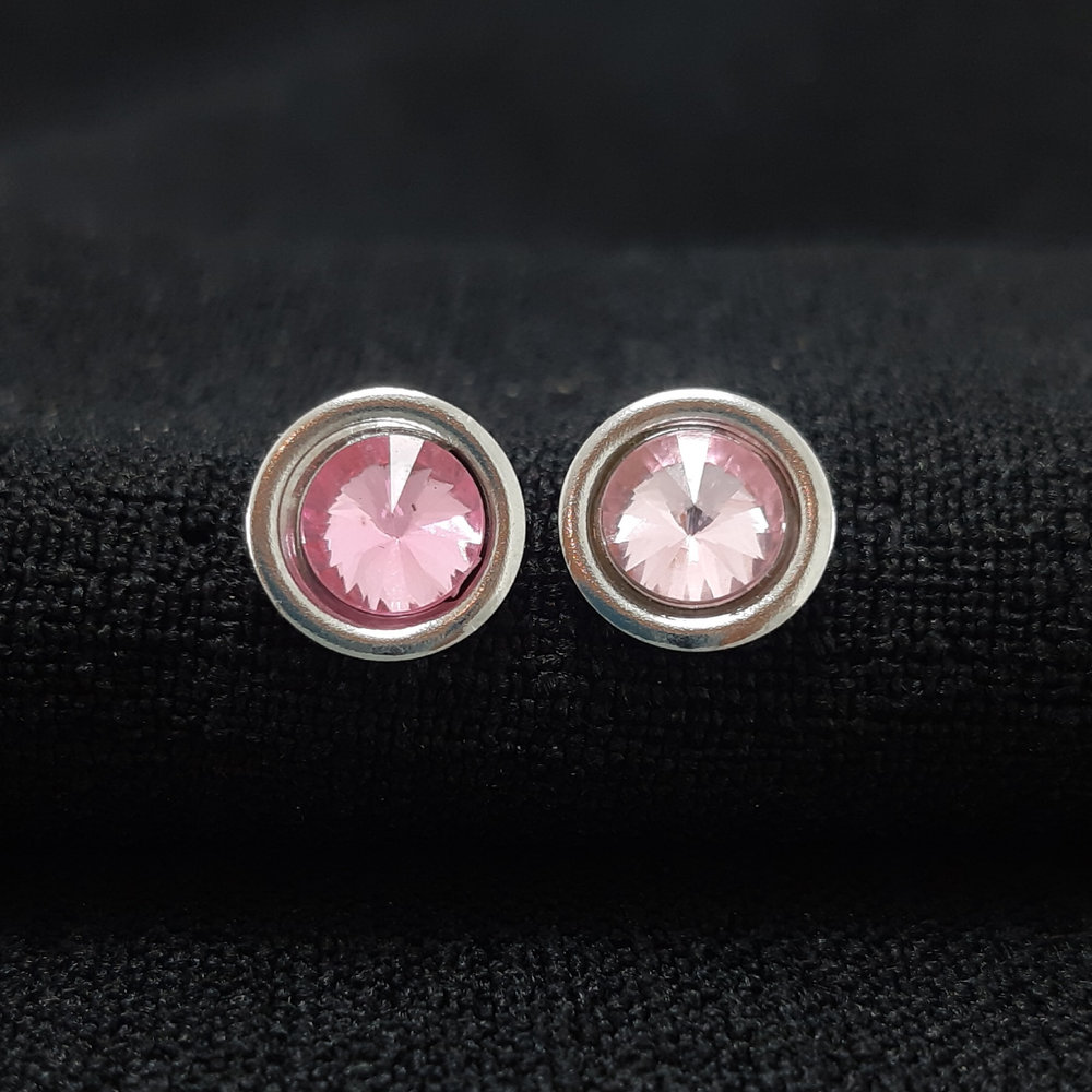 Brinco ponto de luz borda lisa - Imagem 4