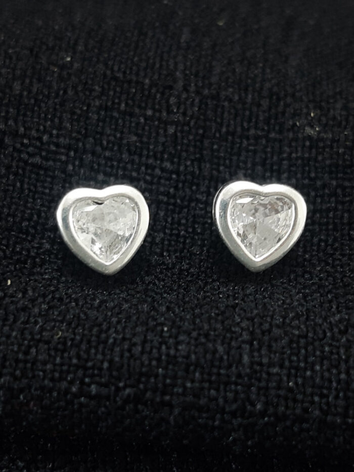 Brinco coração cristal
