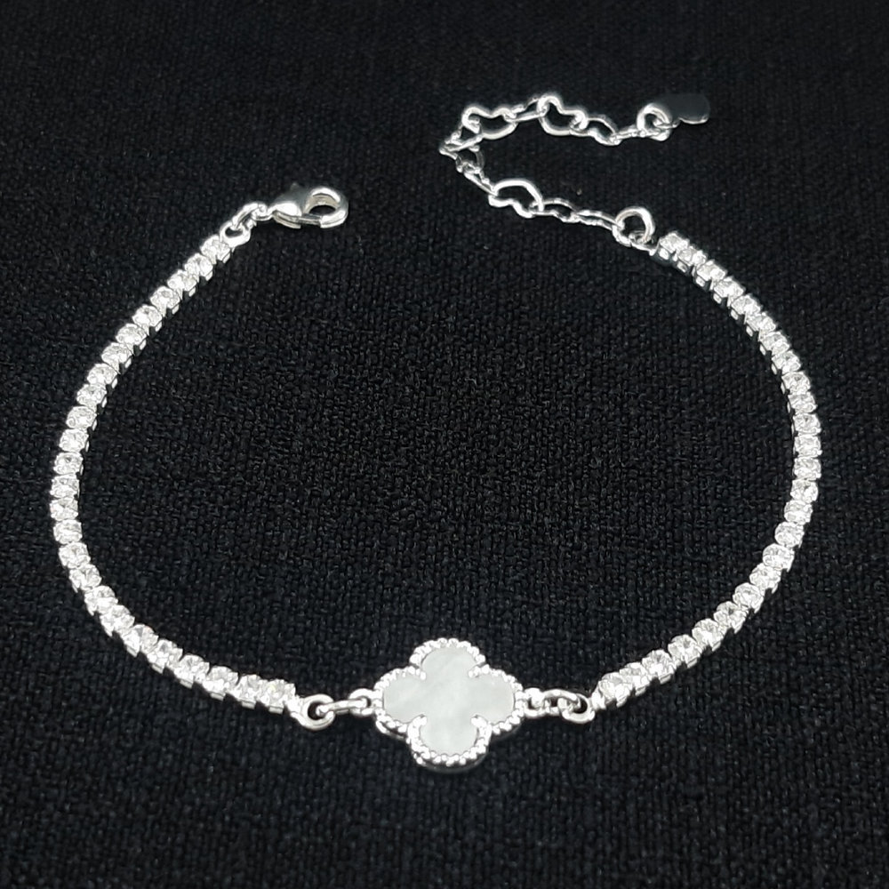 Pulseira riviera com trevo - Imagem 2