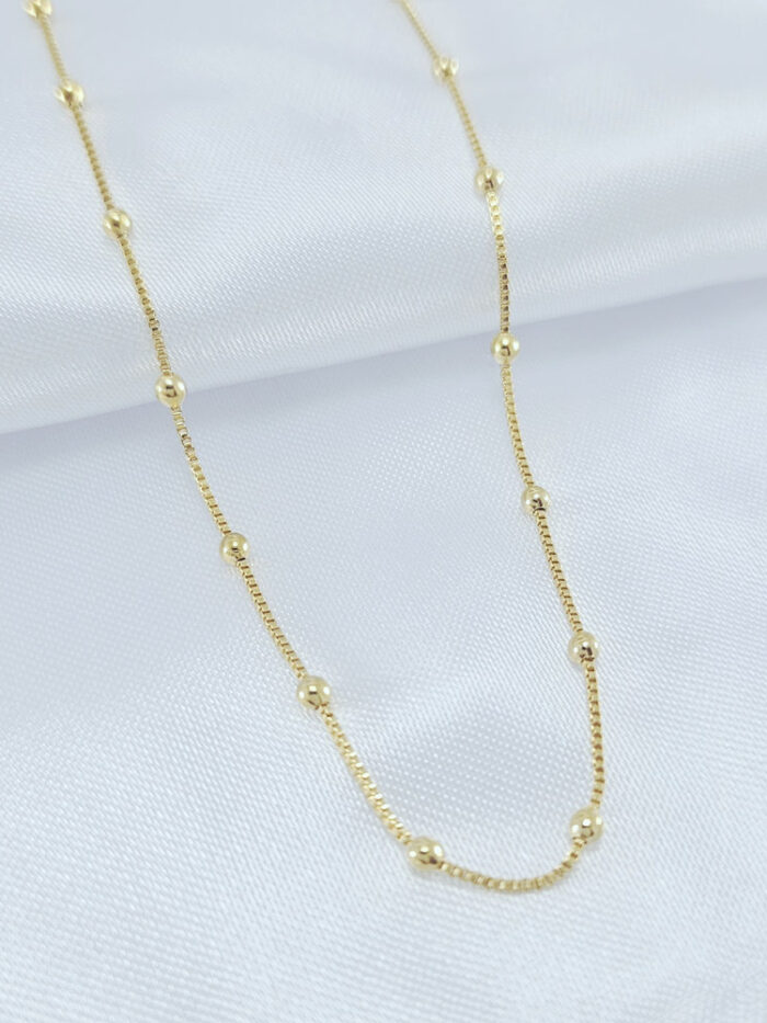 Gargantilha chocker com bolas  dourada lisa