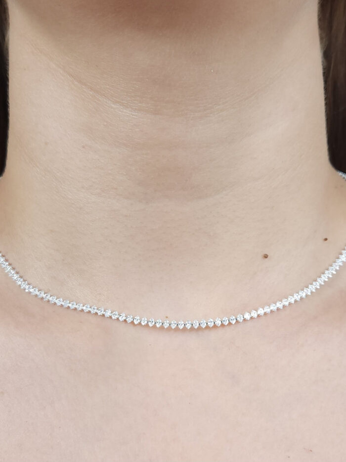 Gargantilha chocker riviera prateada