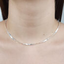 Gargantilha choker laminado ondulada