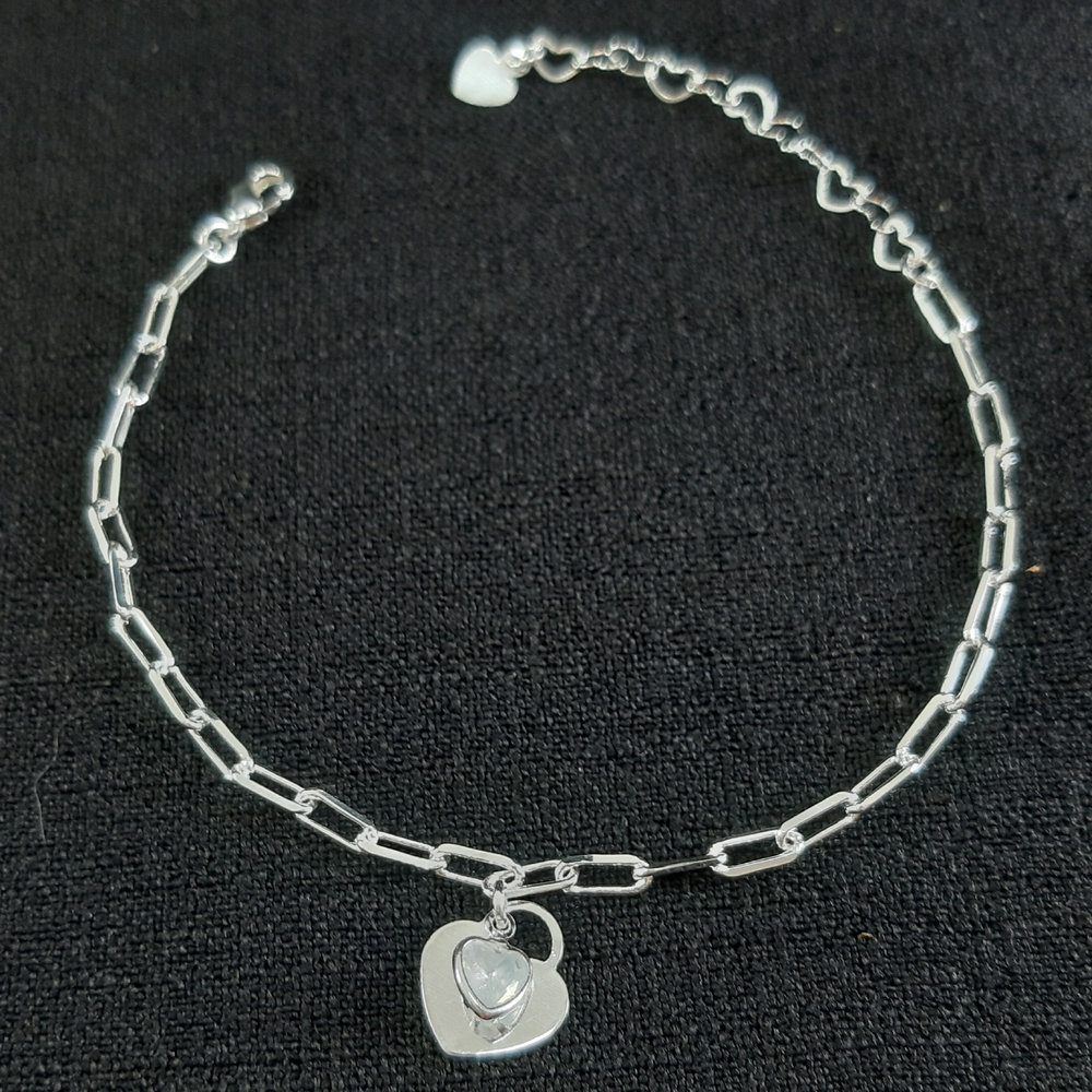 Pulseira elos cartier com corações liso e cristal