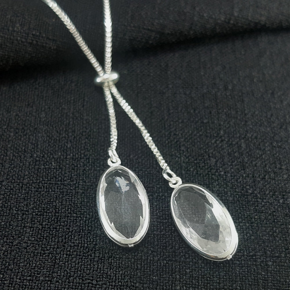 Gargantilha Gravatinha com pedras oval cristal