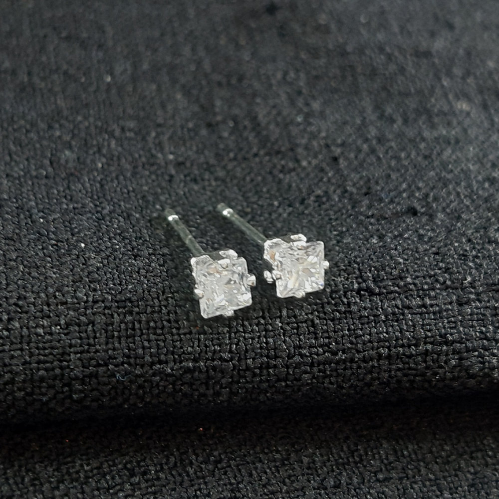 Brinco ponto de luz quadrado - Imagem 2