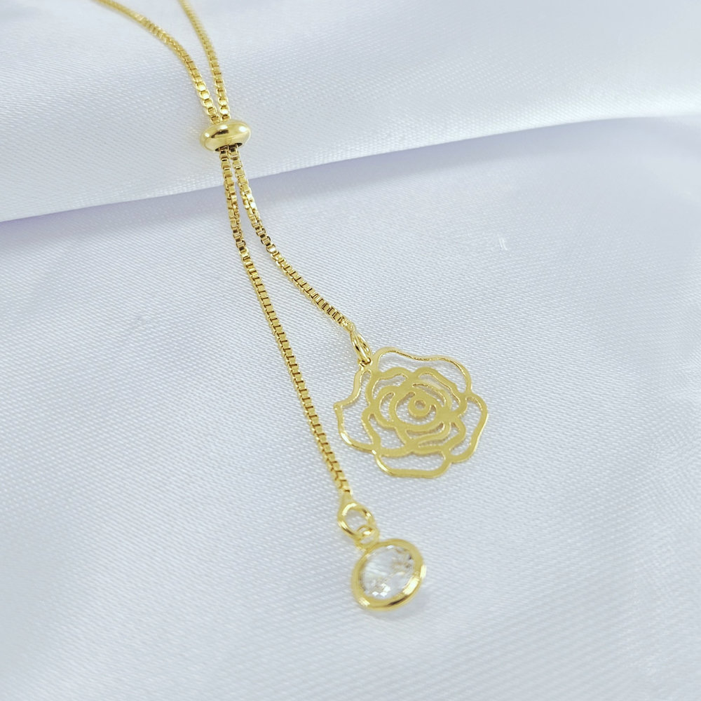 Gargatinha gravatinha flor vazada com ponto de luz