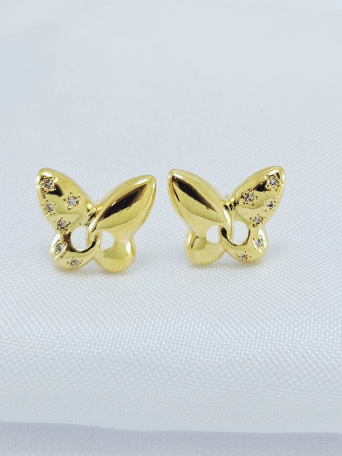 Brinco borboleta detalhe estrelas cravejada