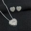 Conjunto coração cravejado prateado