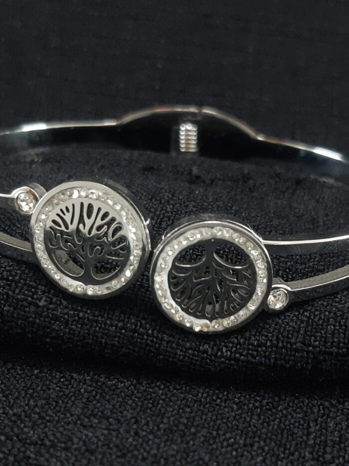 Bracelete árvore da vida cravejado detalhe ponto de luz