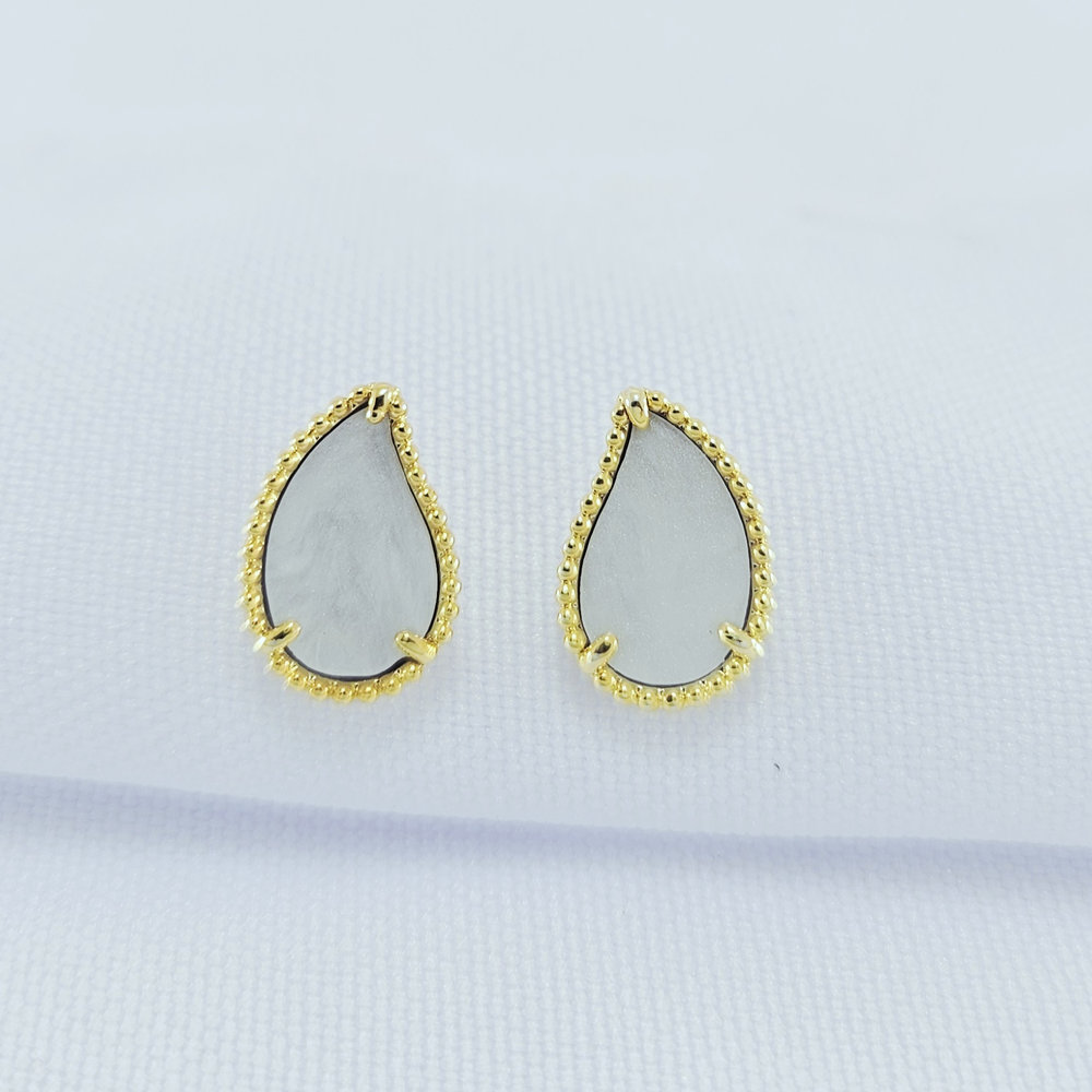 Brinco gota borda detalhado - Imagem 5