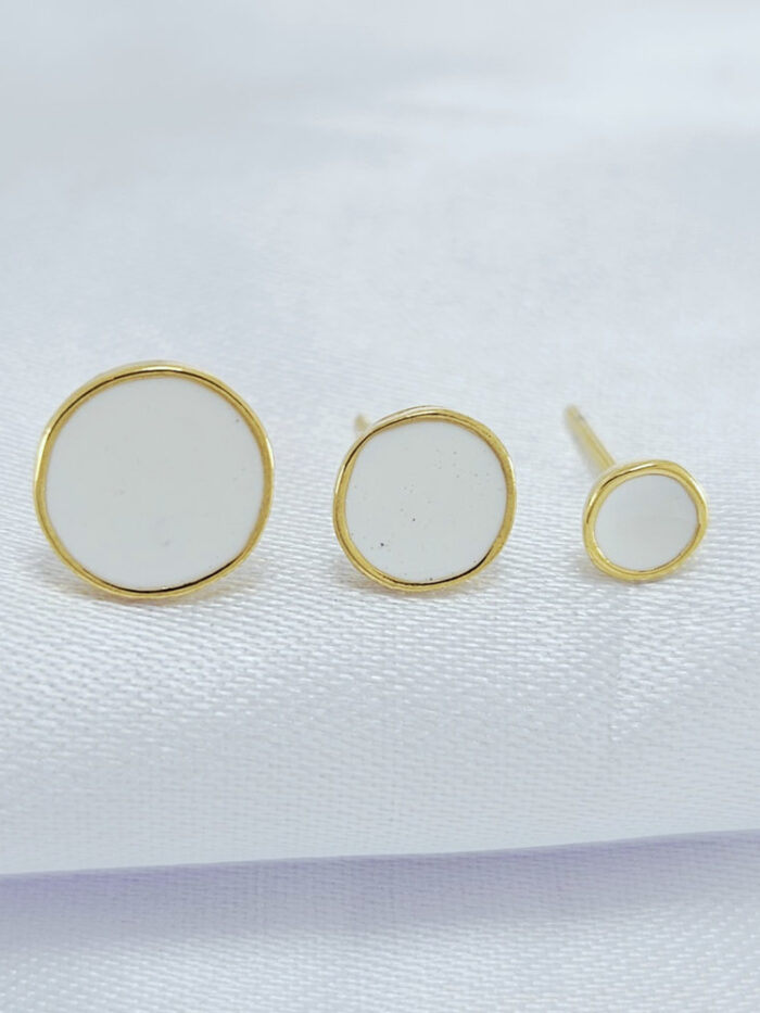 Brinco trio círculo pedra branca