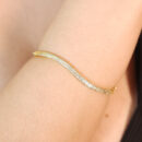 Bracelete fio cravejado ondulado