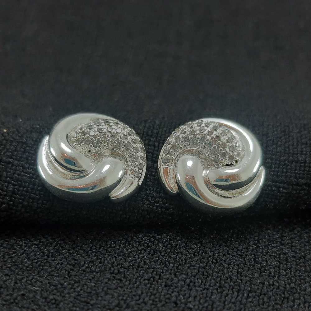 Brinco espiral liso e cravejado