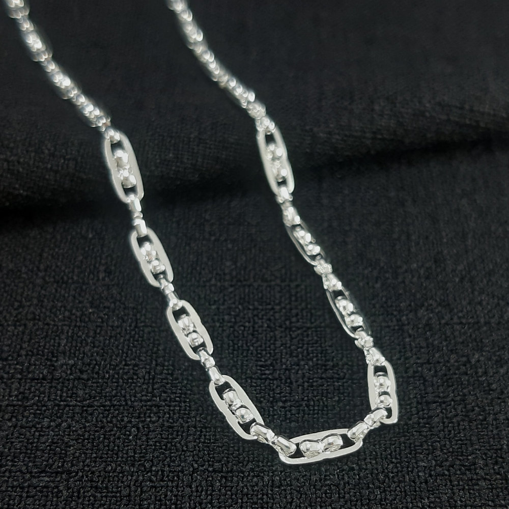 Gargantilha elo vazado com detalhe bolinha prateada