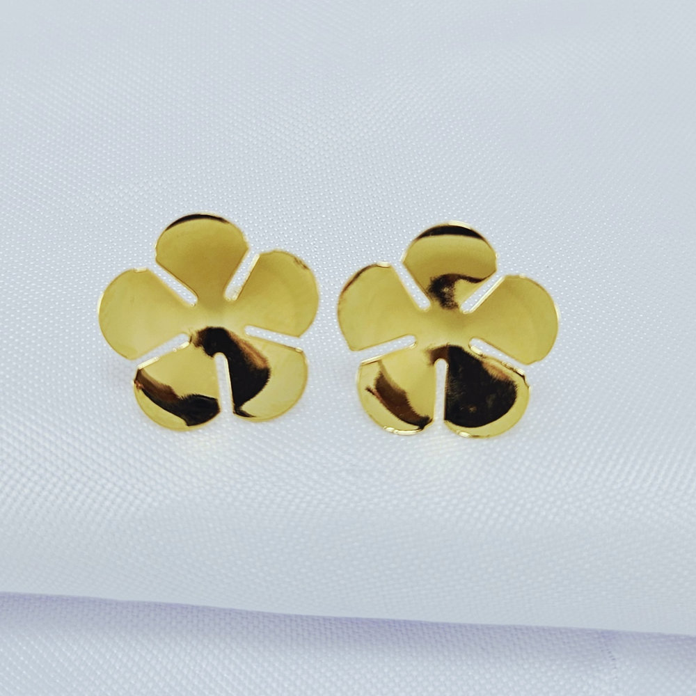 Brinco flor pétalas lisa