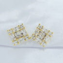 Brinco quadrado pedra cristal