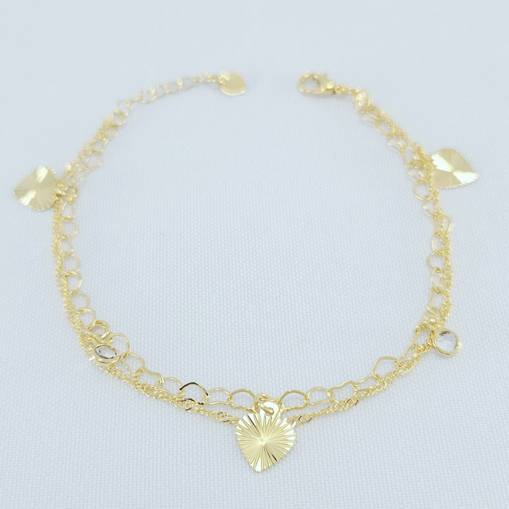 Pulseira dupla com coração detalhado e ponto de luz