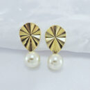 Brinco base martelado com perola