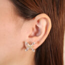 Brinco cristal detalhado