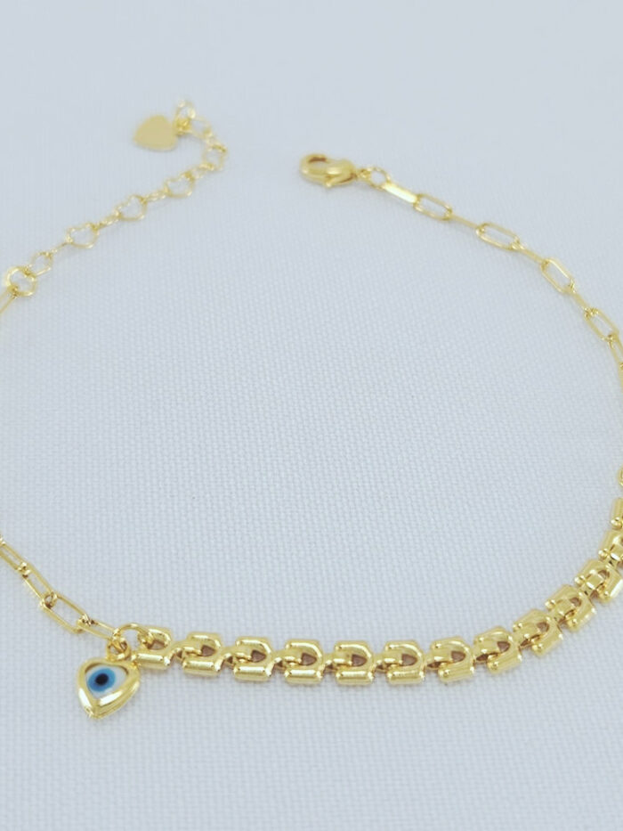Pulseira elos cartier e detalhado com olho grego coração