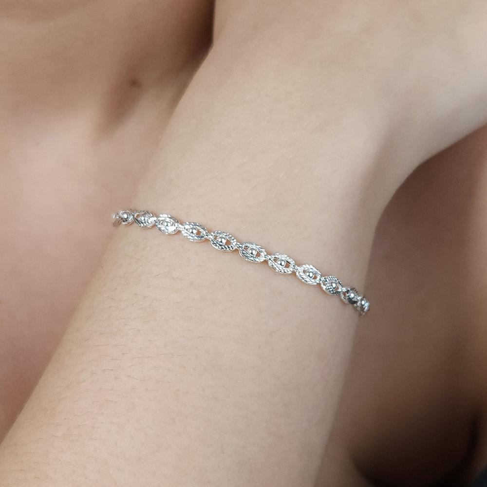Pulseira elos oval detalhado com bolinha