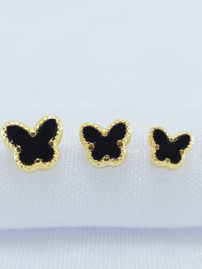 Brinco trio redor detalhado preto