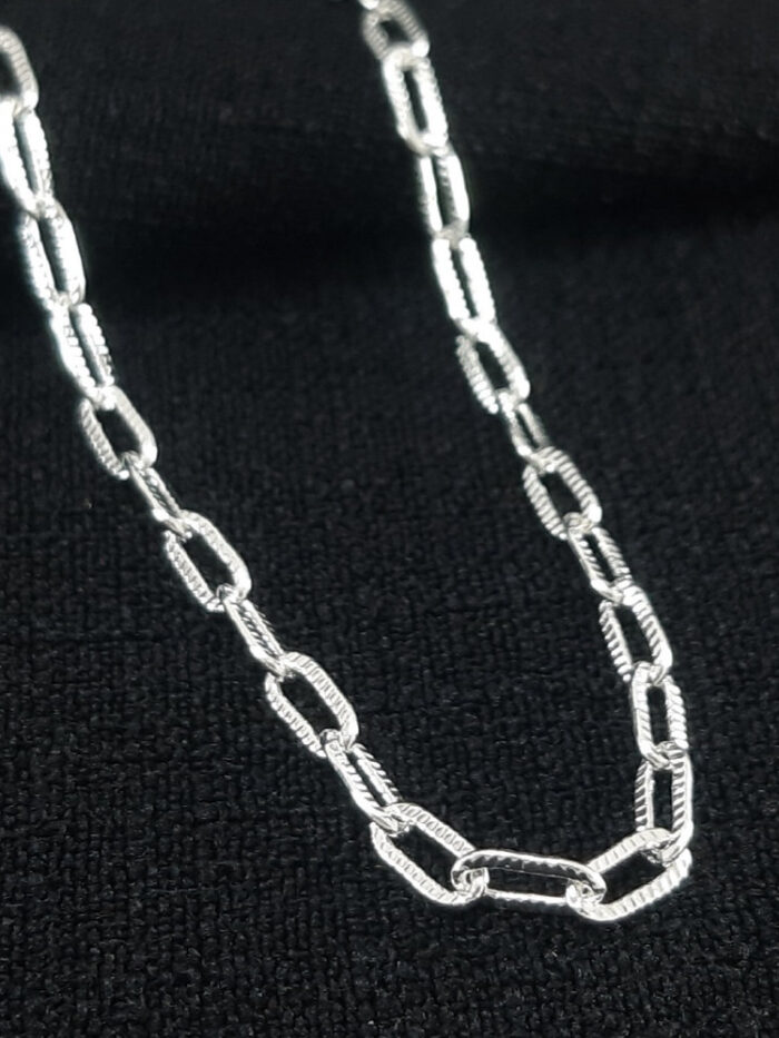 Cordão masculino elos vazados