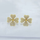 Brinco flor cravejado