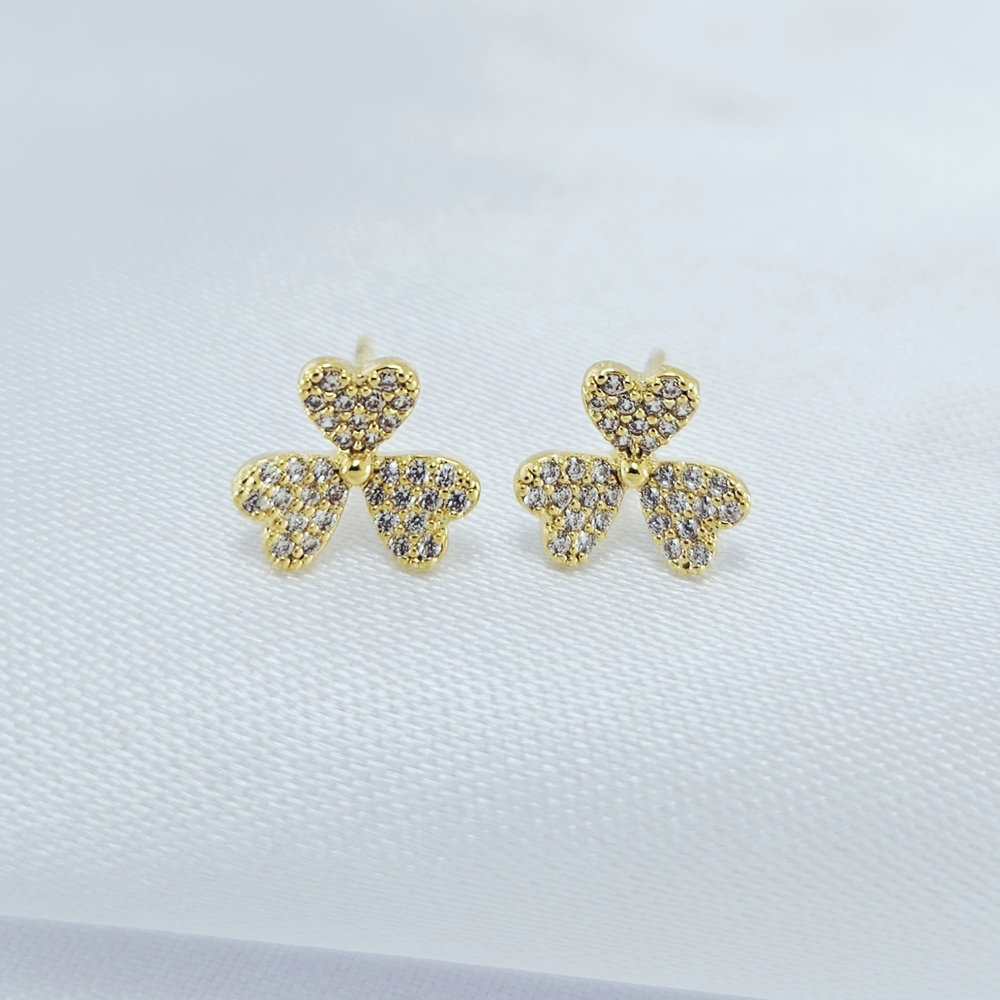 Brinco trevo cravejado