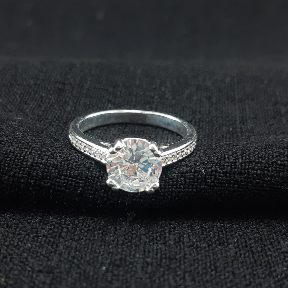 Anel com cristal e fio cravejado - Imagem 2