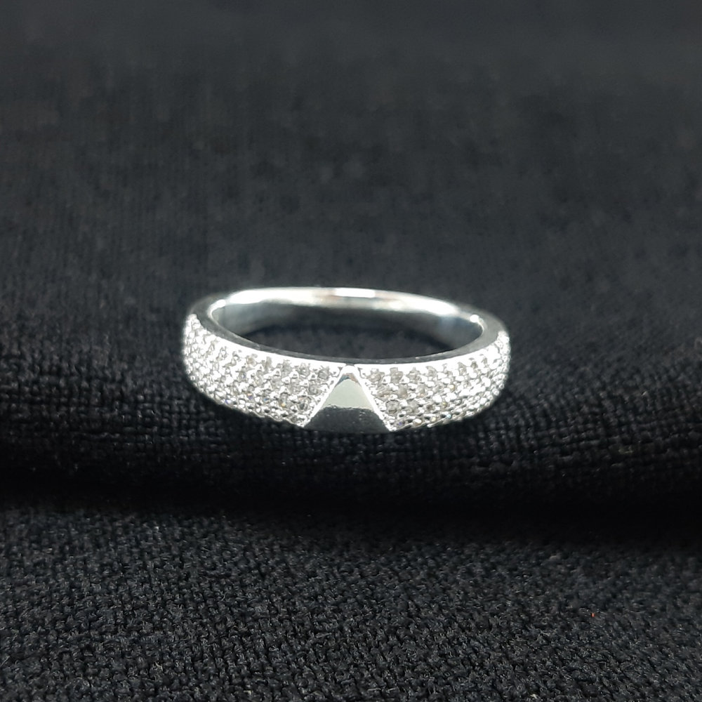Anel detalhe cravejado prateado - Imagem 2