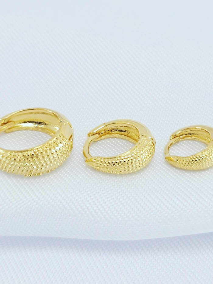 Trio de argolinha  detalhe fosco